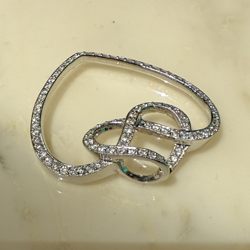 18k White Gold Diamond Infinity Halo Heart Pendant
