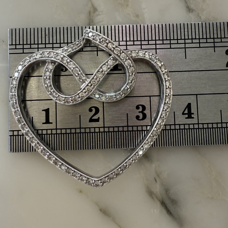 18k White Gold Diamond Infinity Halo Heart Pendant
