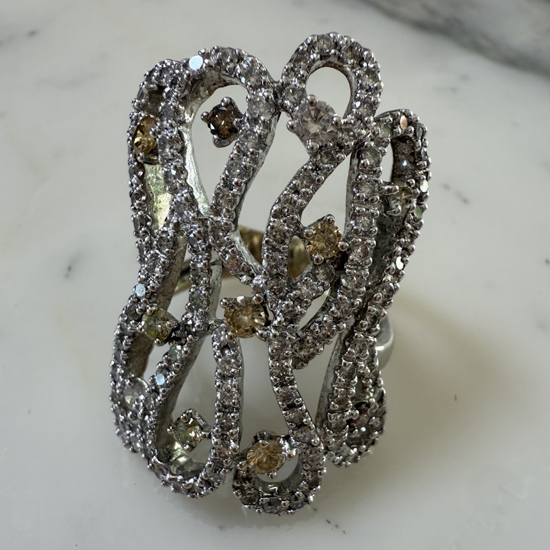 18k White Gold White & Yellow Diamond Filigree Lace Ring