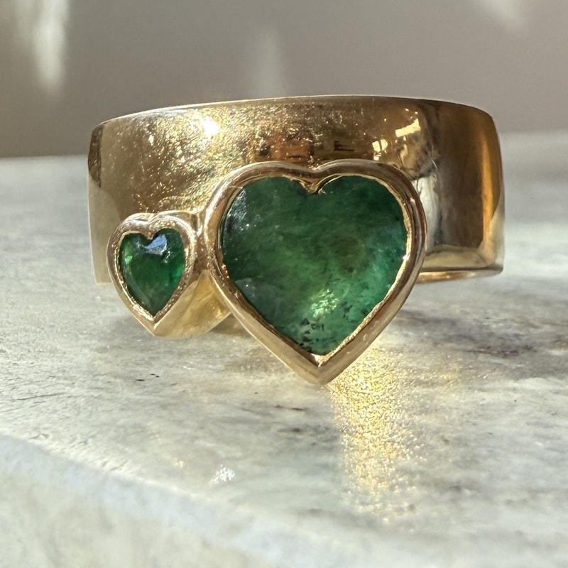 14k Yellow Gold Double Emerald Heart Ring