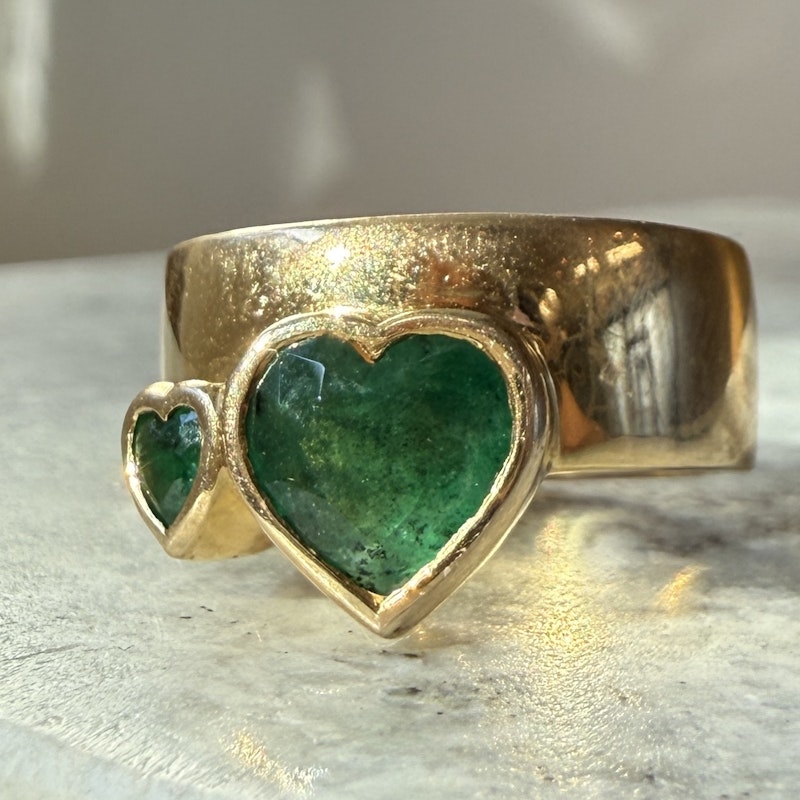 14k Yellow Gold Double Emerald Heart Ring