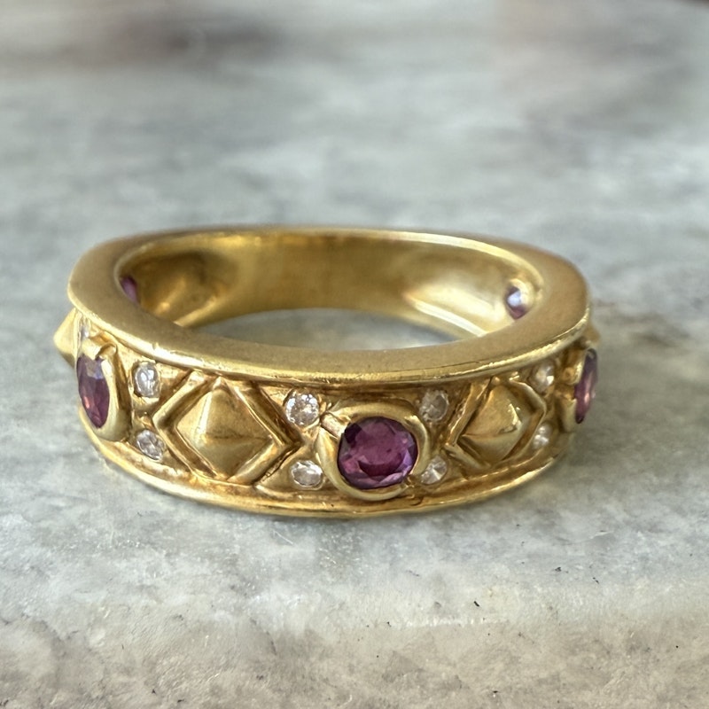 Vintage 18k Yellow Gold Rubilight and Diamond Pyramid Ring