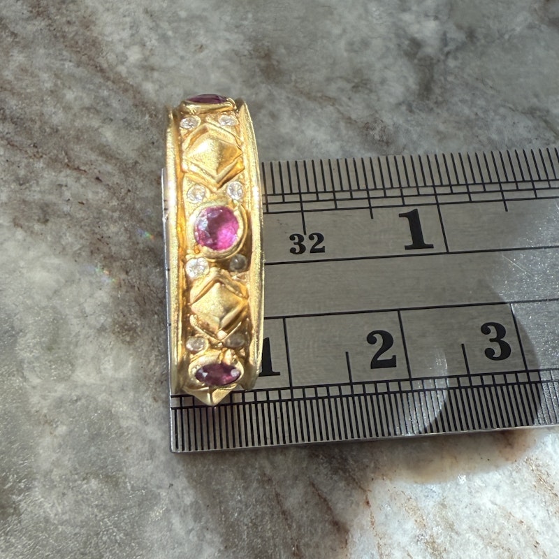 Vintage 18k Yellow Gold Rubilight and Diamond Pyramid Ring