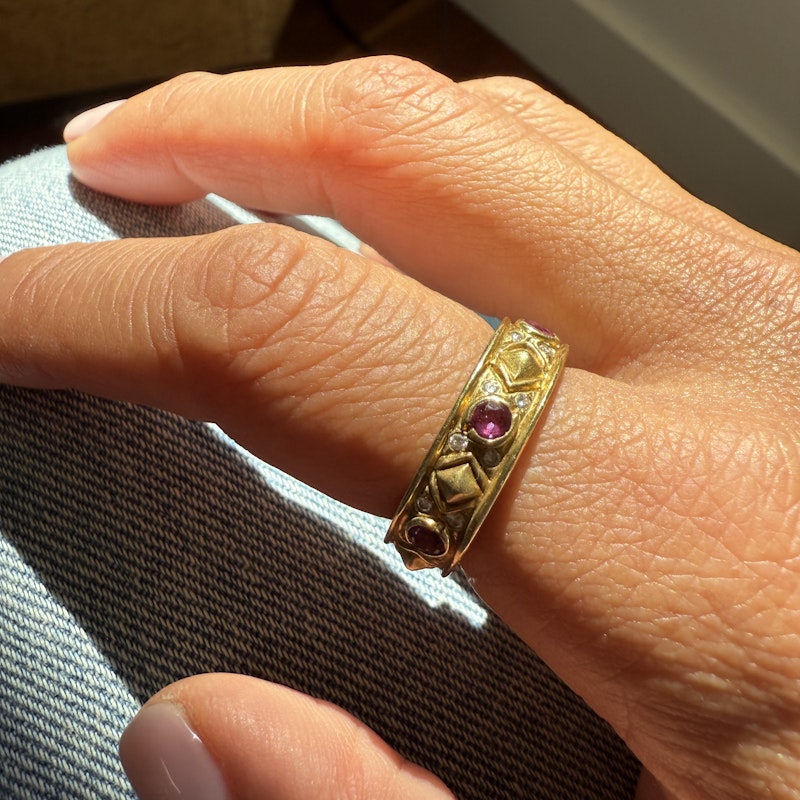Vintage 18k Yellow Gold Rubilight and Diamond Pyramid Ring
