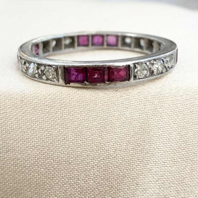 Vintage Art Deco 18k White Gold Ruby and Diamond Eternity Ring