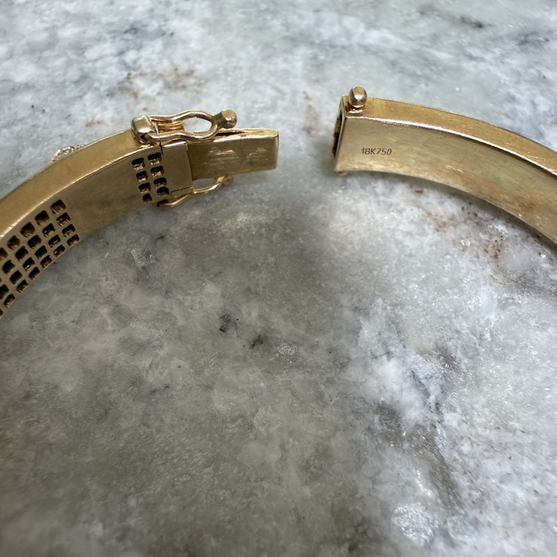 Anita Ko 18k Yellow Oval Diamond Bracelet with Diamond Spikes