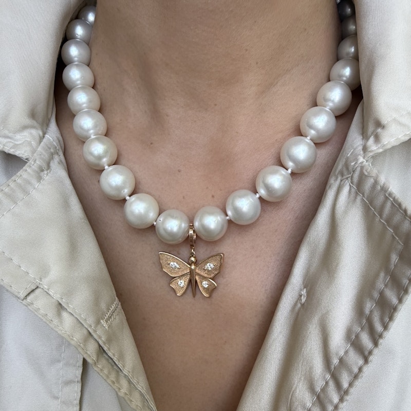 Vintage South Sea Pearl Necklace with 18k White Gold Diamond Clasp