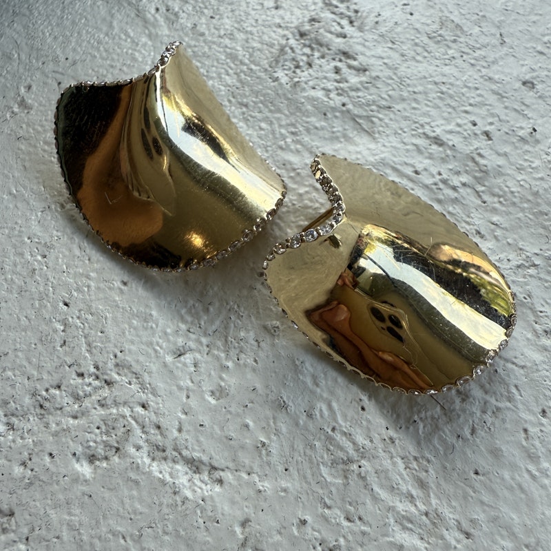 Arielle Ratner Diamond Scudo Earrings