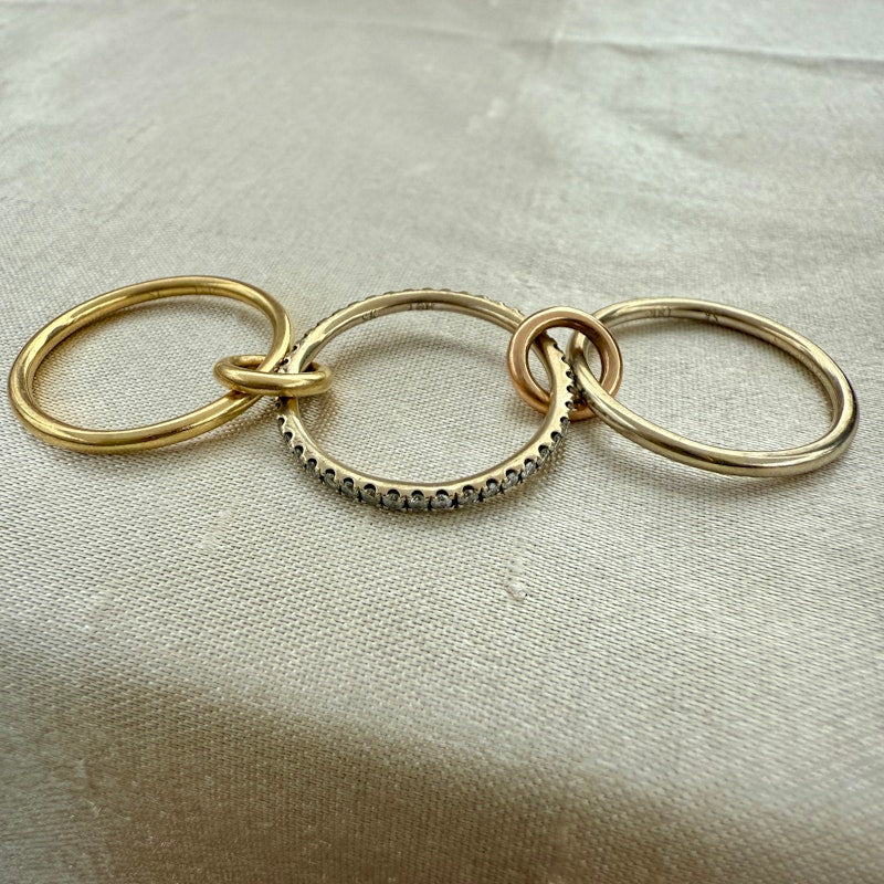 Spinelli Kilcollin Sonny Mixed 18k and Diamond Three Band Ring