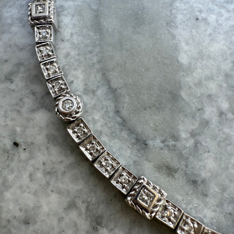 18k White Gold Art Deco Style Diamond Tennis Bracelet