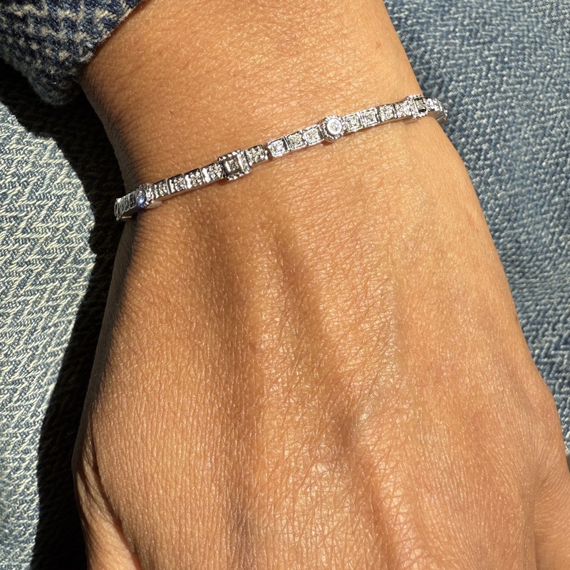 18k White Gold Art Deco Style Diamond Tennis Bracelet