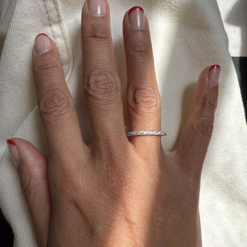 14k White Gold Sculpted Diamond Band