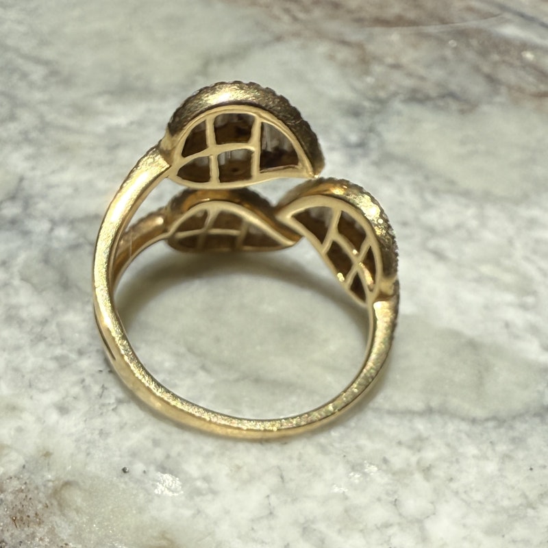 18k Yellow Gold Diamond Tri-Leaf Ring