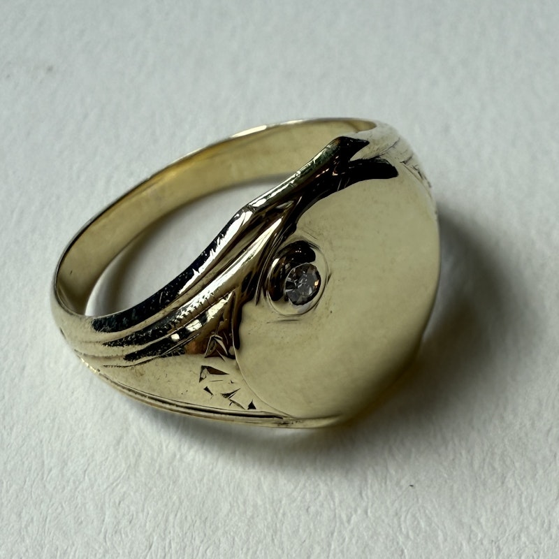 Vintage 14k Yellow Gold Diamond Pinky Signet Ring