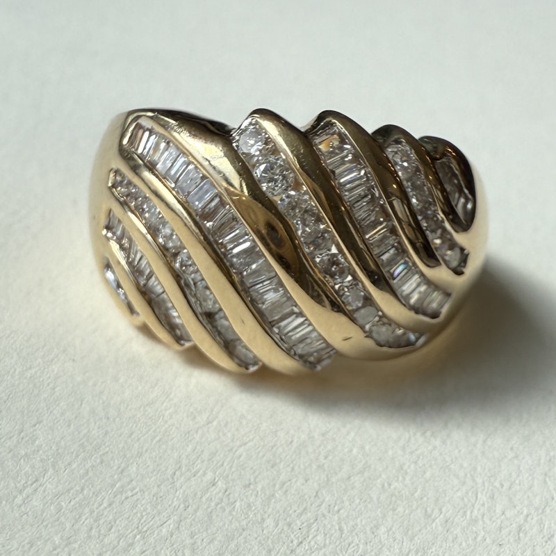 Vintage 14k Yellow Gold Diamond Croissant Dome Ring