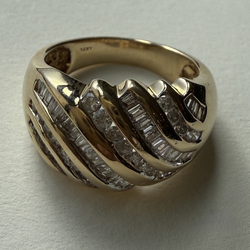 Vintage 14k Yellow Gold Diamond Croissant Dome Ring