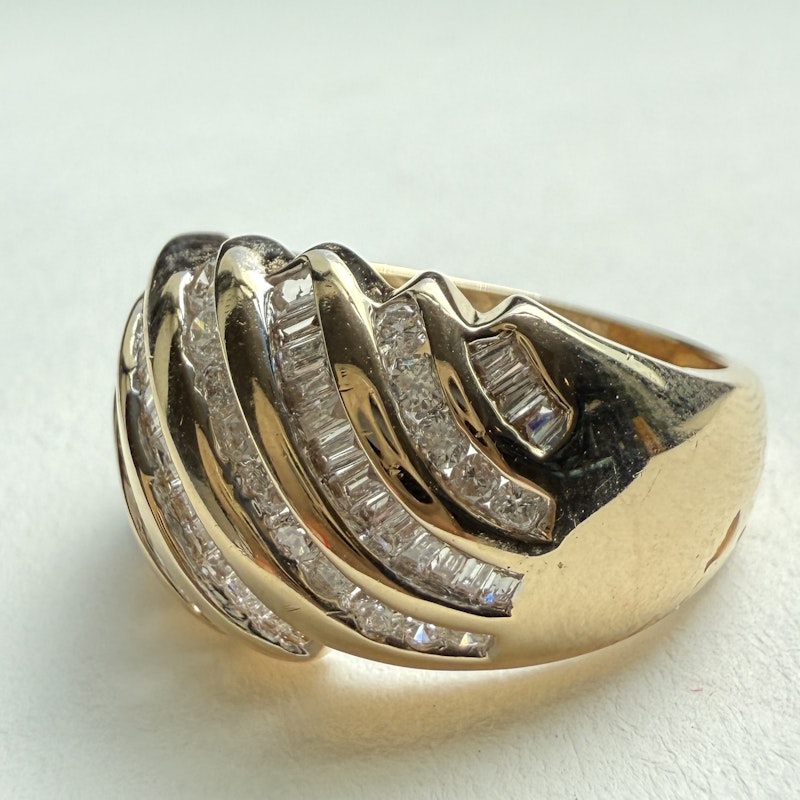 Vintage 14k Yellow Gold Diamond Croissant Dome Ring