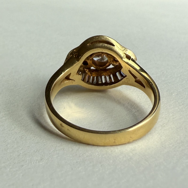 Vintage 14k Yellow Gold Diamond Wave Ribbon Ring