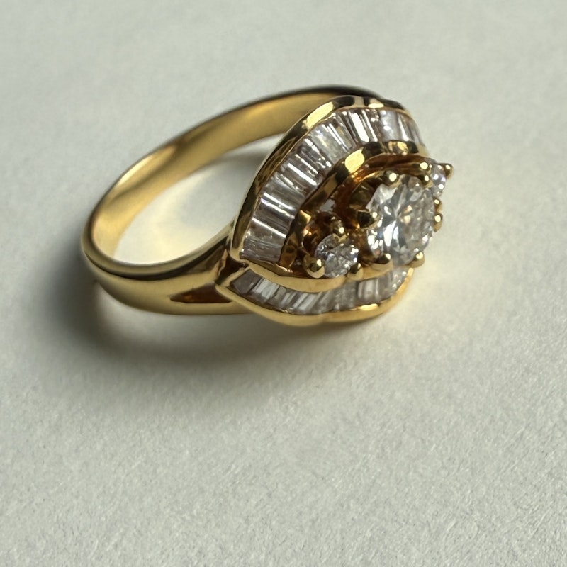Vintage 14k Yellow Gold Diamond Wave Ribbon Ring