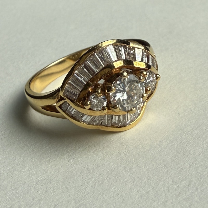 Vintage 14k Yellow Gold Diamond Wave Ribbon Ring