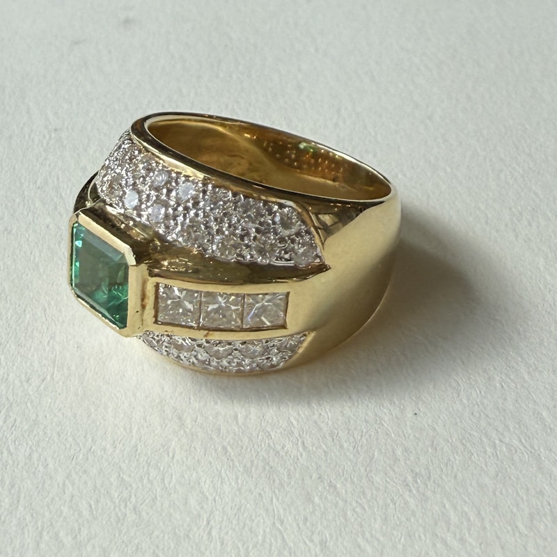 Vintage 18k Yellow Gold Extra Wide Emerald & Diamond Ring