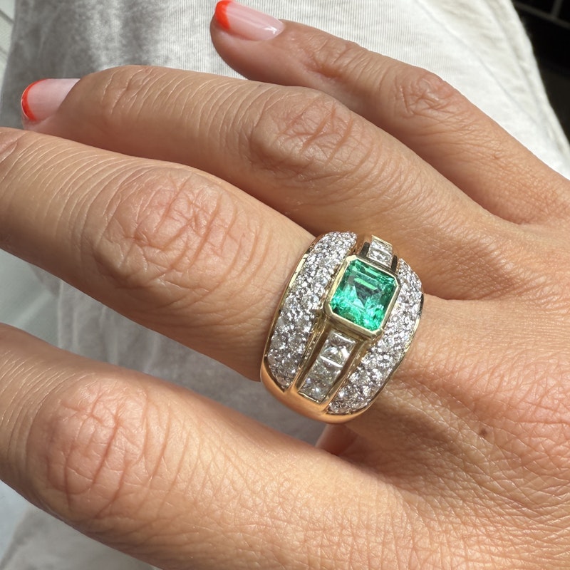 Vintage 18k Yellow Gold Extra Wide Emerald & Diamond Ring
