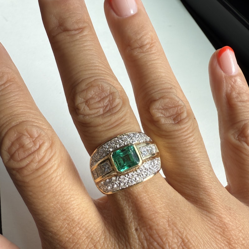 Vintage 18k Yellow Gold Extra Wide Emerald & Diamond Ring