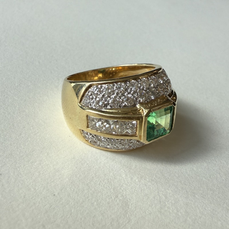 Vintage 18k Yellow Gold Extra Wide Emerald & Diamond Ring