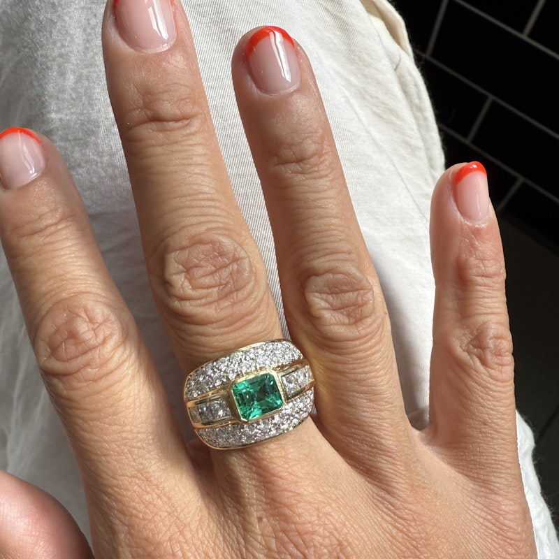 Vintage 18k Yellow Gold Extra Wide Emerald & Diamond Ring