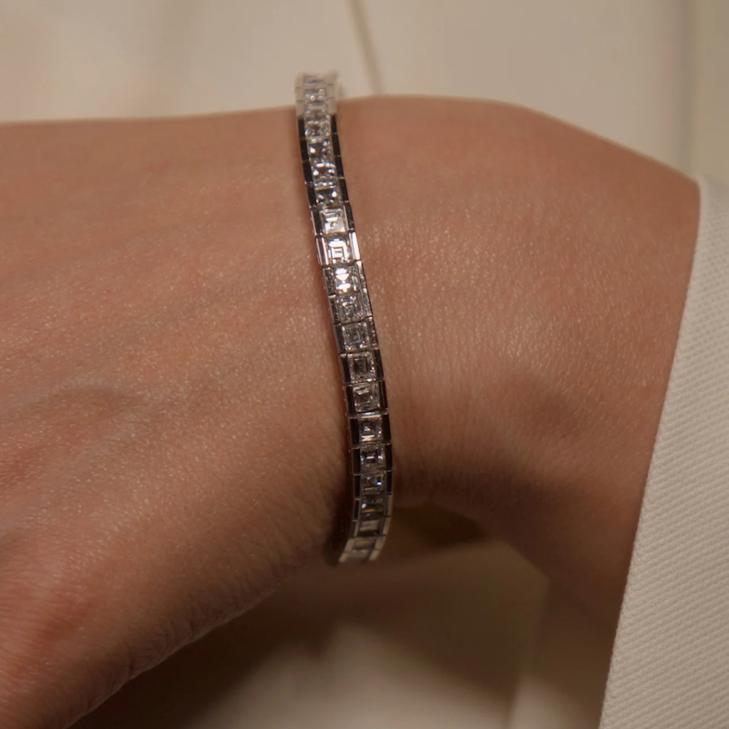 18k White Gold Channel-Set Square Diamond Tennis Bracelet (10ct)