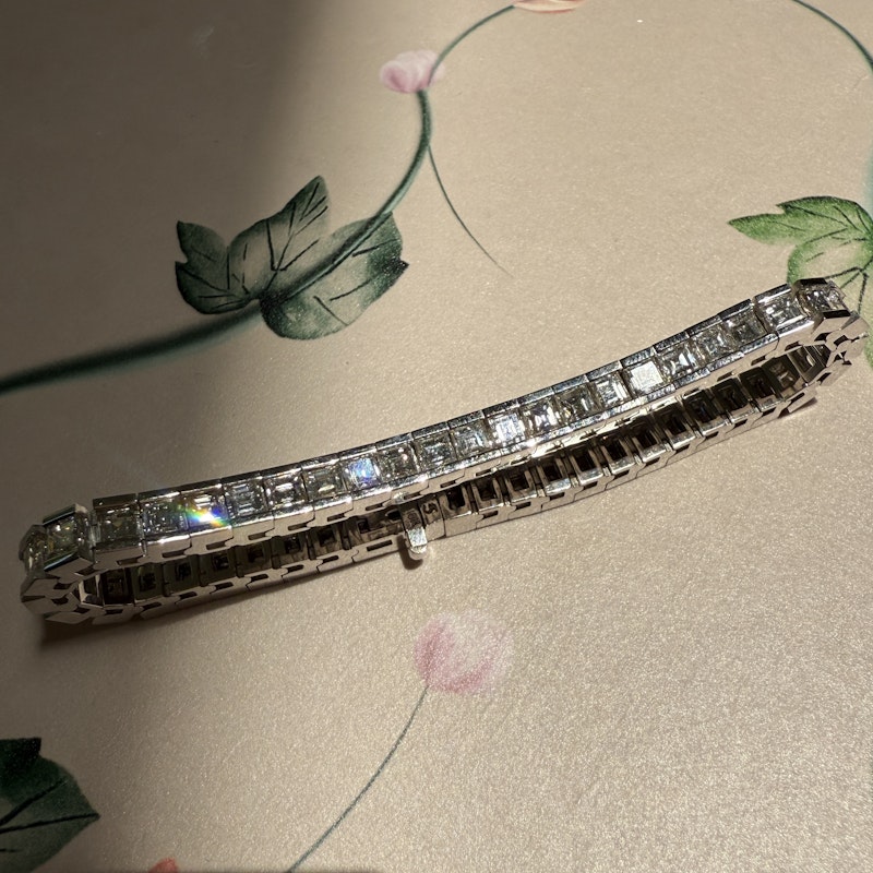 18k White Gold Channel-Set Square Diamond Tennis Bracelet (10ct)