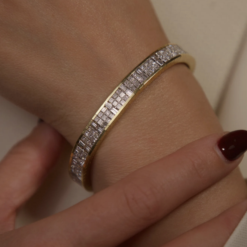 Vintage 18k Gold Articulated Square & Baguette Diamond Tennis Bracelet (11.7ct)