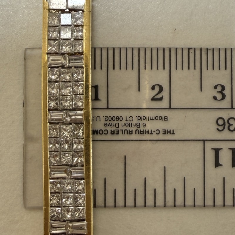 Vintage 18k Gold Articulated Square & Baguette Diamond Tennis Bracelet (11.7ct)