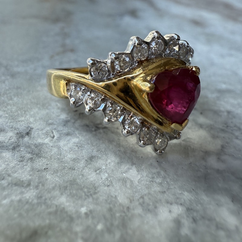 Vintage 18k Two-Tone Heart-Shaped Ruby & Diamond Ring