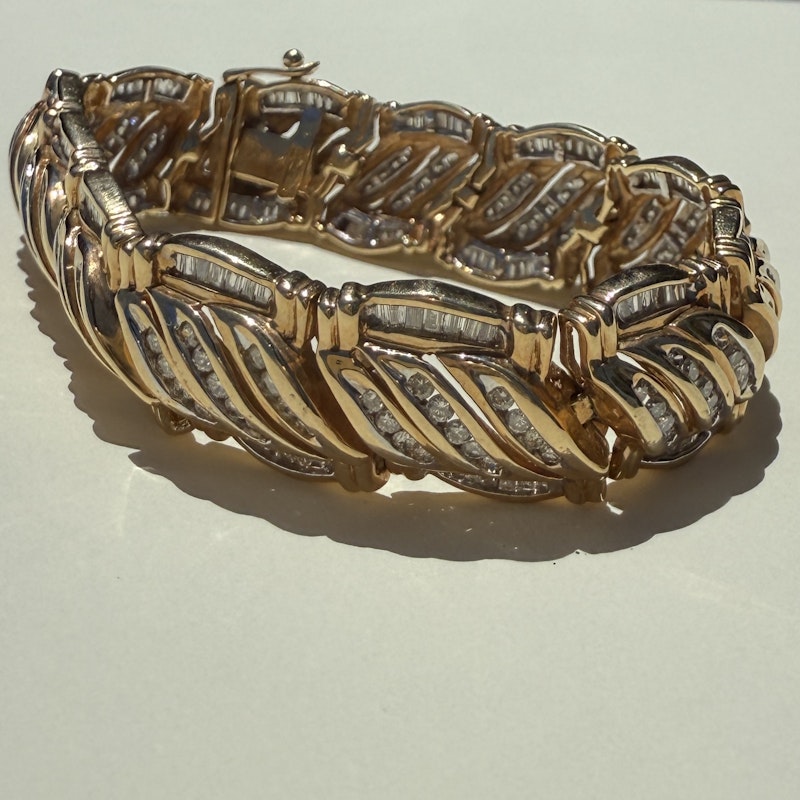 Vintage 14k Yellow Gold Interwoven Diamond Link Bracelet