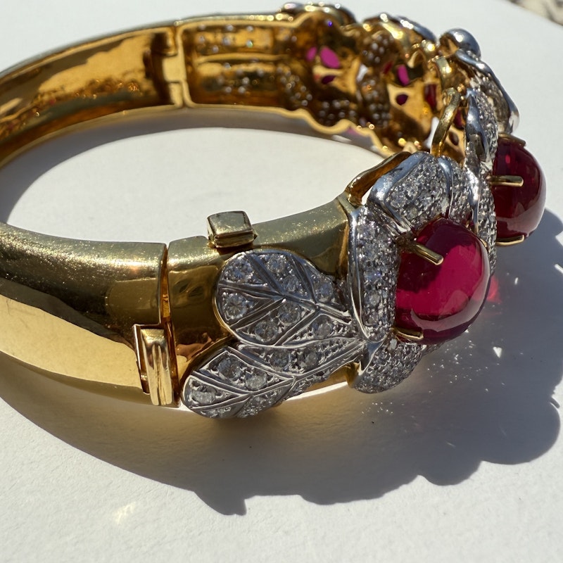 Vintage 18k Ruby & Diamond Floral Bangle Bracelet