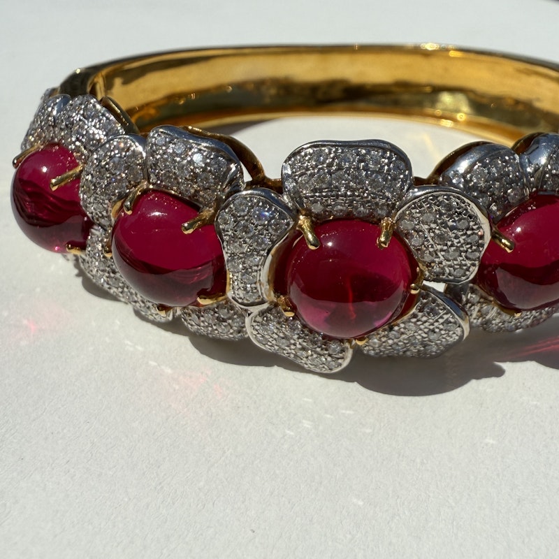 Vintage 18k Ruby & Diamond Floral Bangle Bracelet