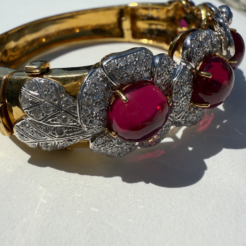 Vintage 18k Ruby & Diamond Floral Bangle Bracelet