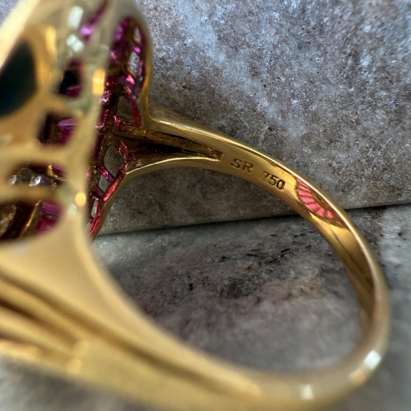 Vintage 18k Yellow Gold Ruby & Diamond Art Deco Cocktail Ring