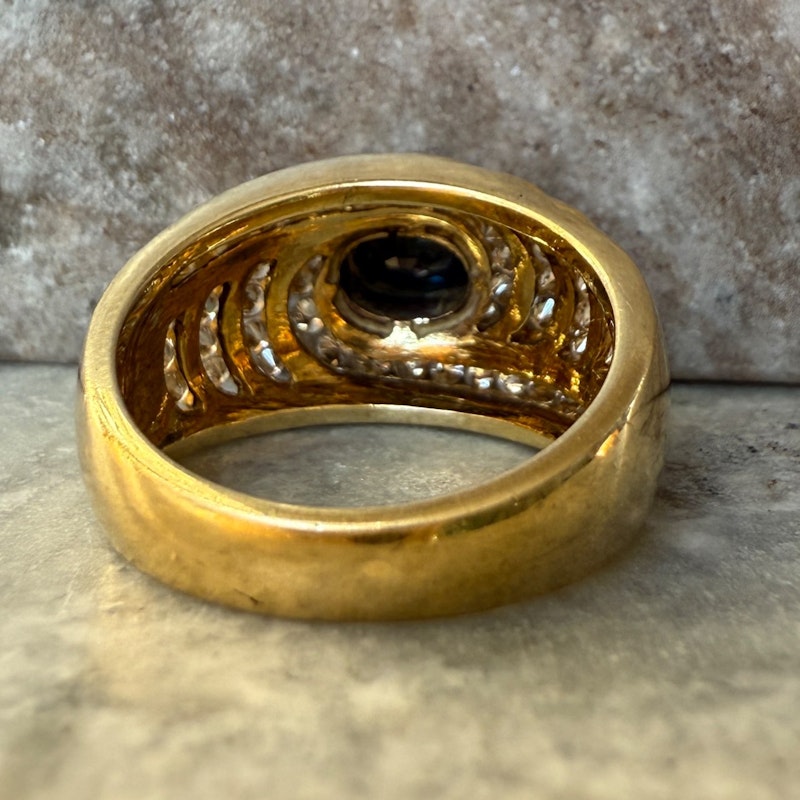 Vintage 18k Yellow Gold Oval Sapphire & Diamond Dome Ring