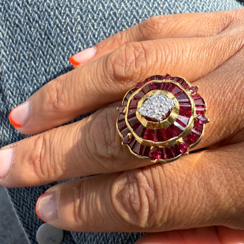 Vintage 14k Yellow Gold Ruby & Diamond Cluster Cocktail Ring