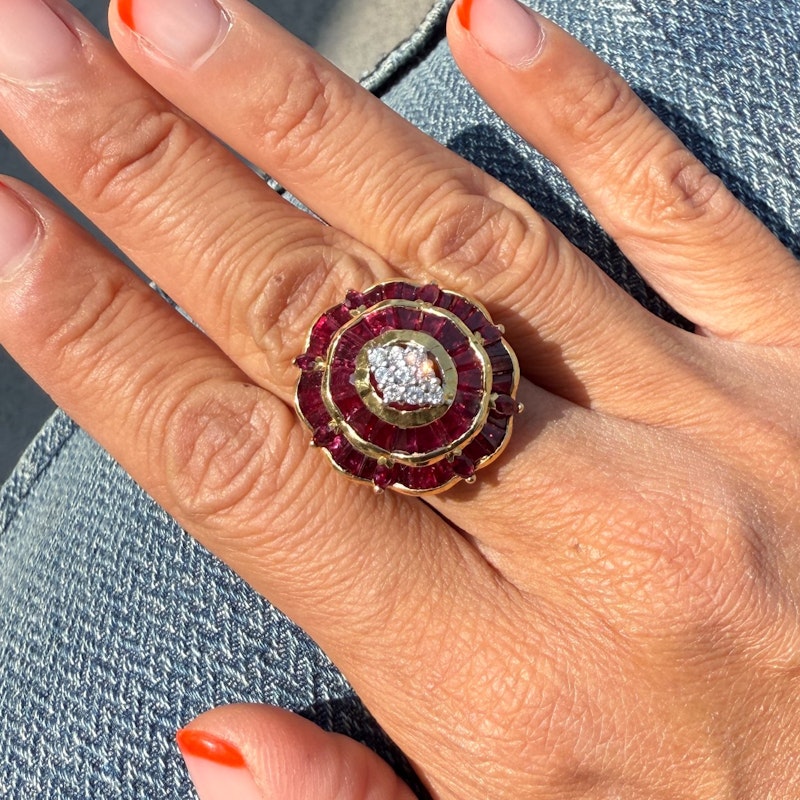 Vintage 14k Yellow Gold Ruby & Diamond Cluster Cocktail Ring