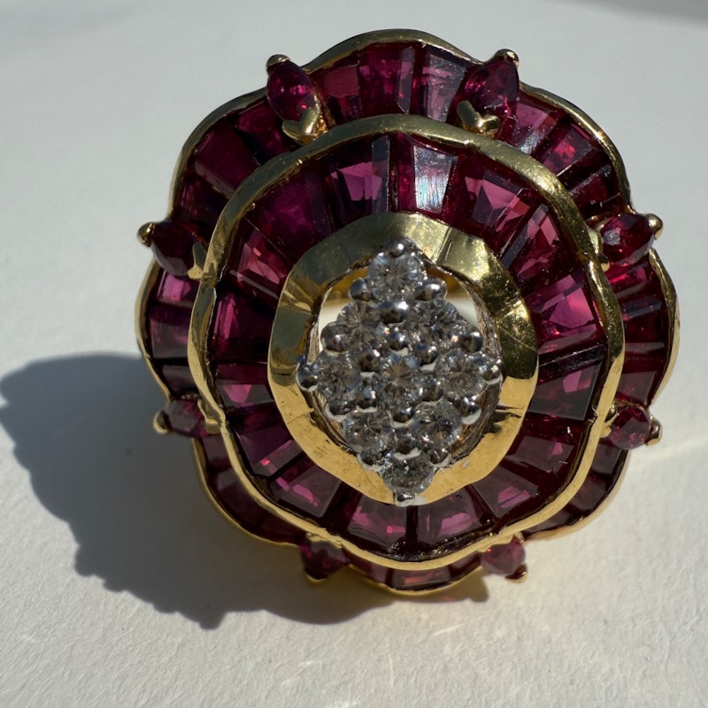 Vintage 14k Yellow Gold Ruby & Diamond Cluster Cocktail Ring