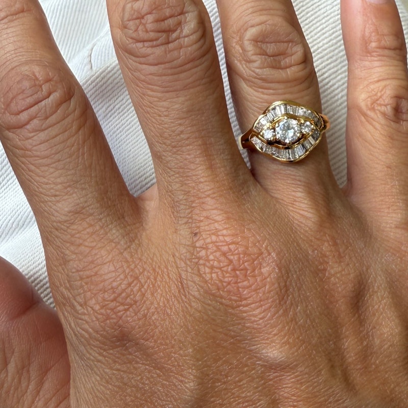 Vintage 14k Yellow Gold Diamond Wave Ribbon Ring