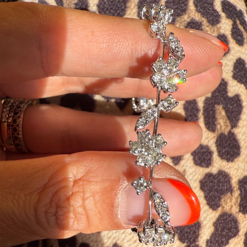 18k White Gold Diamond Floral Motif Tennis Bracelet