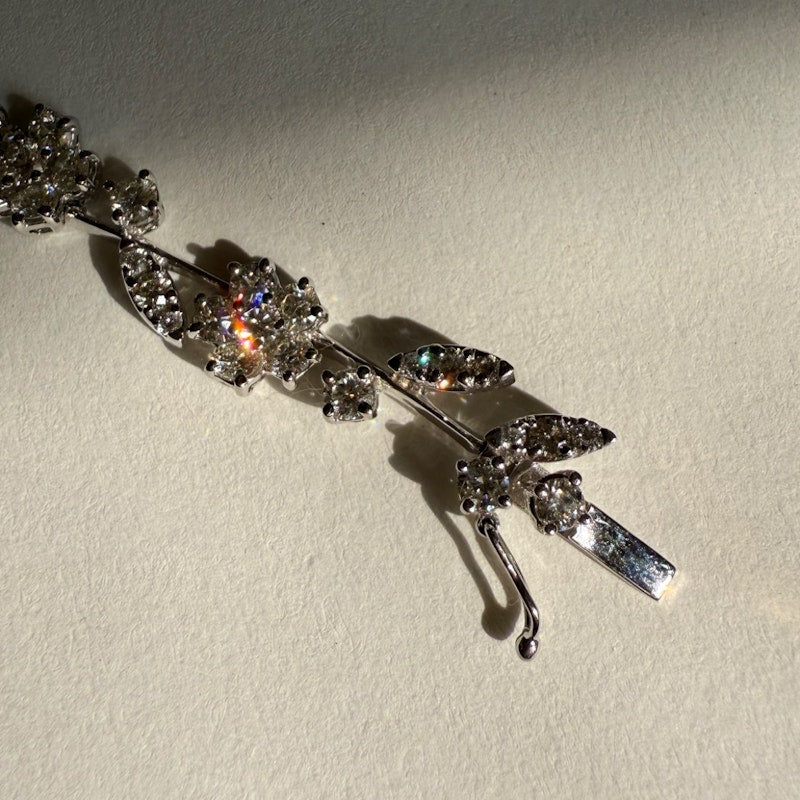 18k White Gold Diamond Floral Motif Tennis Bracelet