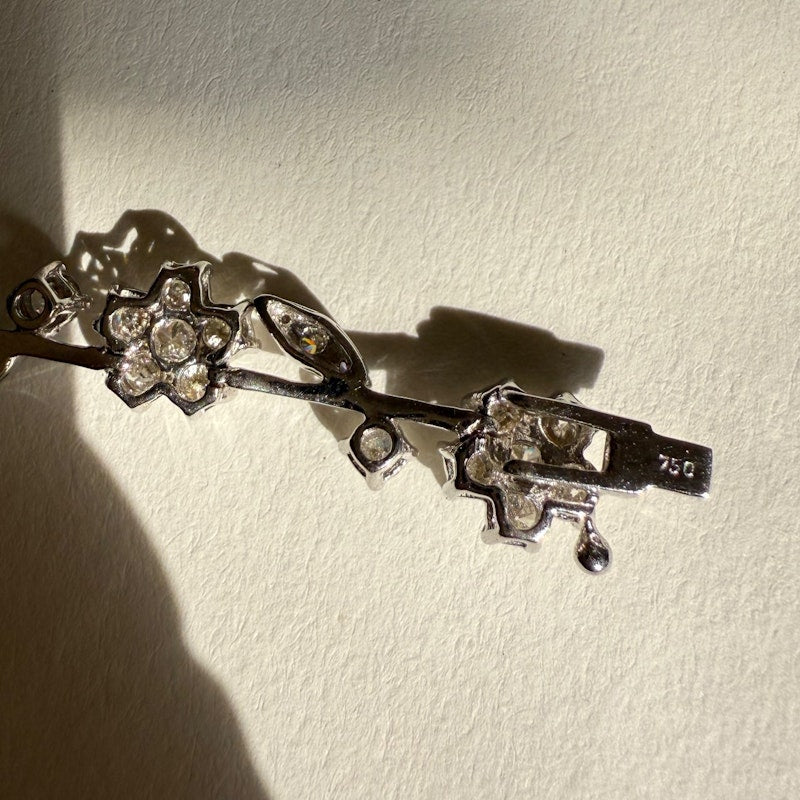 18k White Gold Diamond Floral Motif Tennis Bracelet