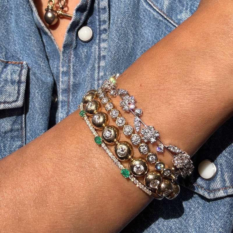 18k White Gold Diamond Floral Motif Tennis Bracelet