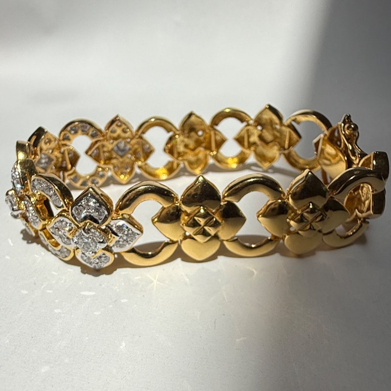 Vintage 18k Yellow Gold Diamond Floral & Oval Link Bracelet