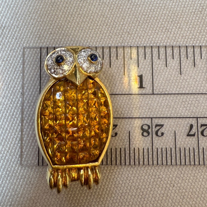 Vintage 18k Yellow Gold Owl Brooch with Sapphires & Diamond